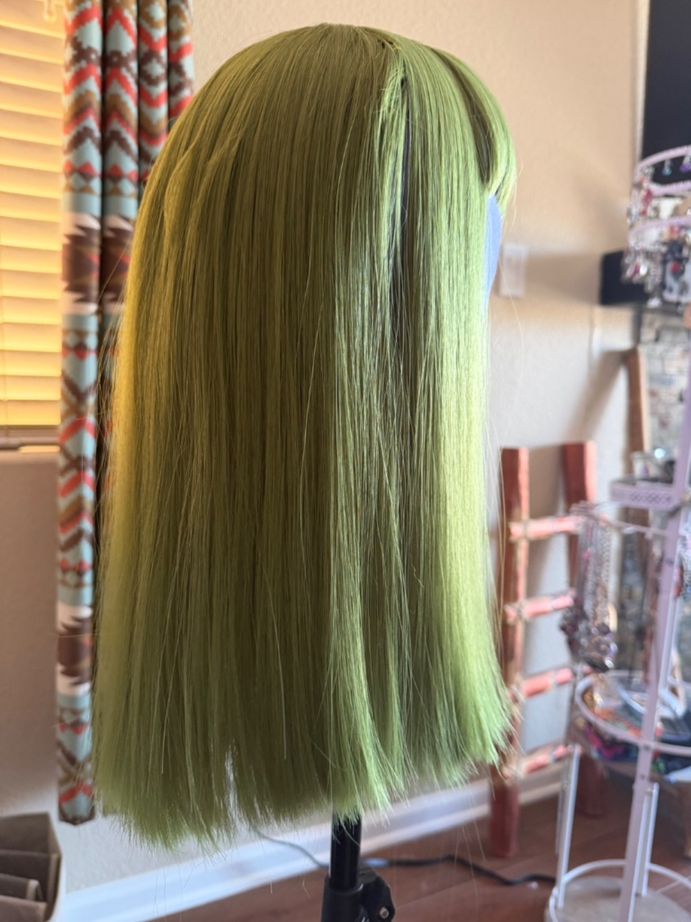 Pastel Green Wig with Bangs Straight Medium - Fantasy Cosplay Fairy Witchy Anime - Picture 3 of 4